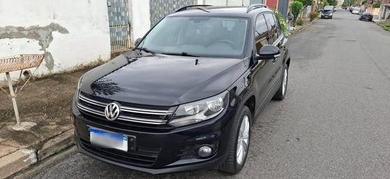 VOLKSWAGEN TIGUAN 1.4 TSI 16V TURBO GASOLINA 4P DSG VOLKSWAGEN TIGUAN 1.4 TSI 16V TURBO GASOLINA 4P DSG